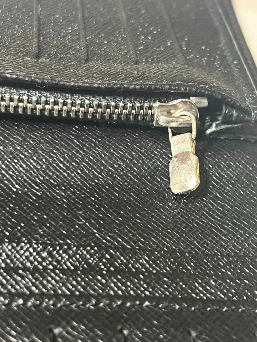 Louis Vuitton Epi Leather Portefeuille Brazza Wallet – Black (CT2102)